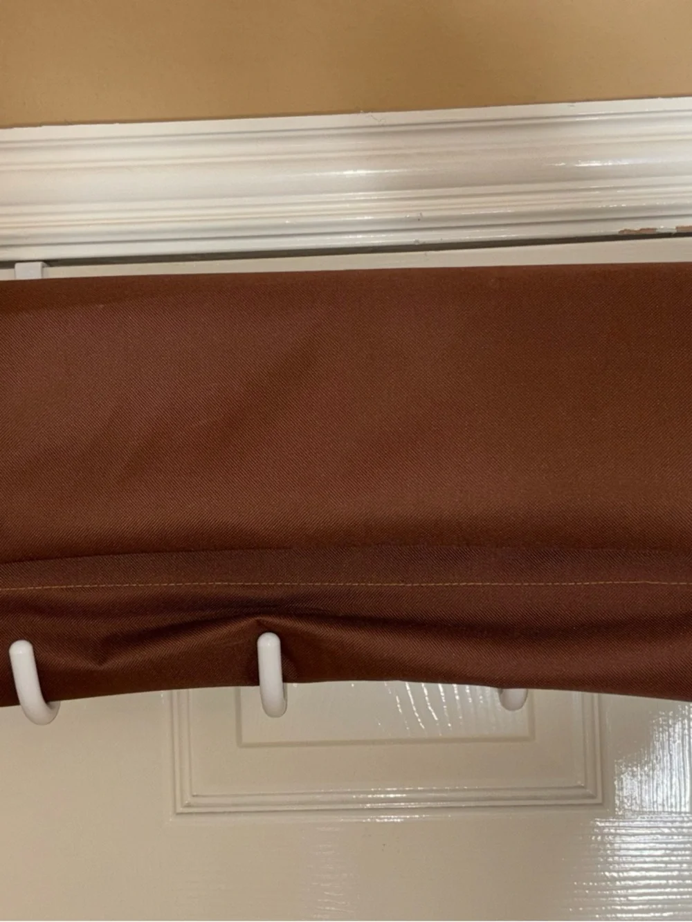 LOUIS VUITTON: Brown 